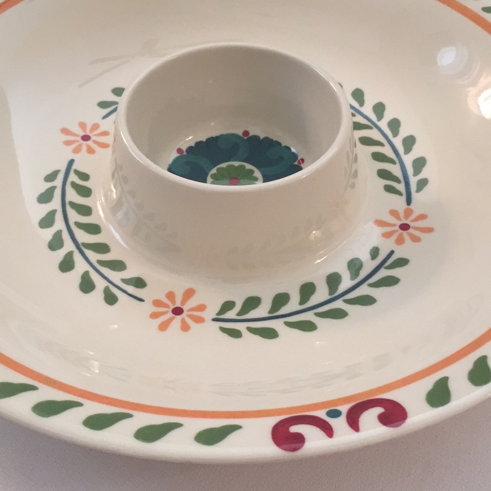 Colorful Melamine Chip & Dip Tray - Picture 4 of 8